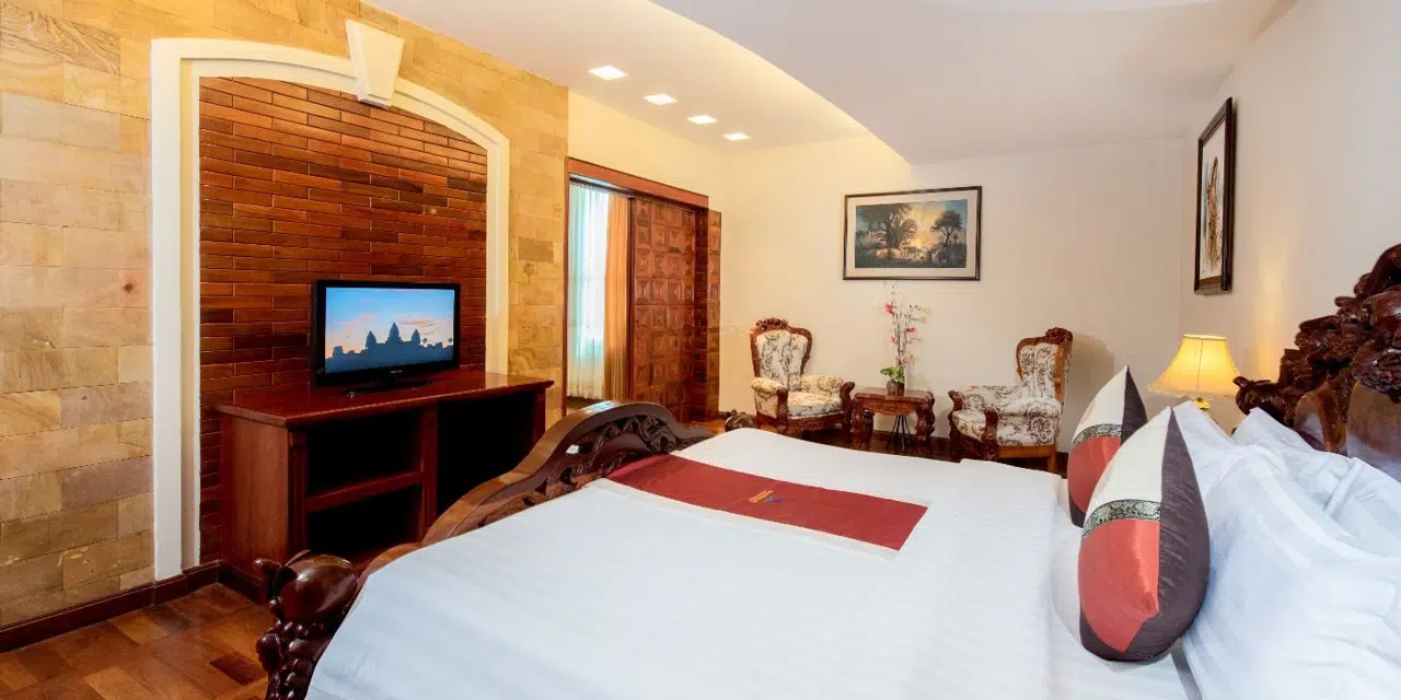 Pacific Hotel guide preview
